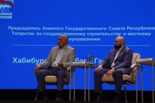 “Нәтиҗә өчен эшлибез”: Азнакай биш еллык үсеш юлын барлады
