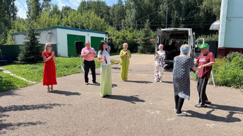 В селе Чалпы провели праздник жителям пансионата «ЭКО-ОМЕТ»