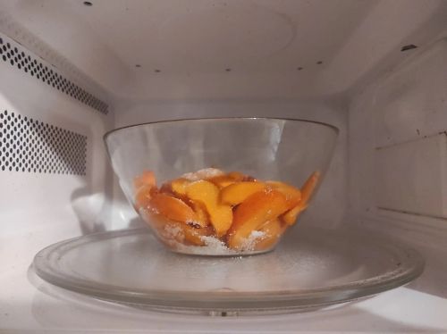 Варенье из абрикоса в микроволновке – быстро, ароматно и без хлопот!