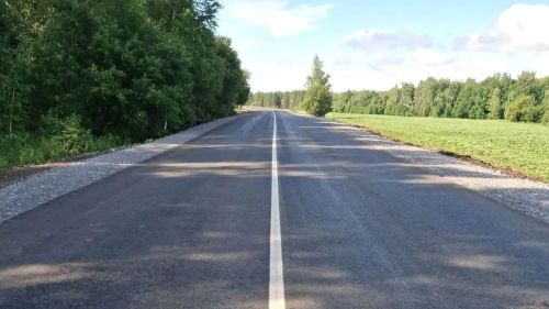 В Татарстане в Лениногорском районе завершён ремонт дороги: протяжённость отремонтированного участка — порядка 2 км