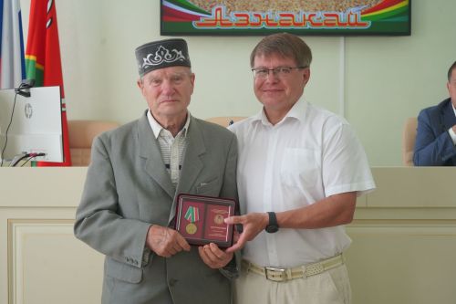 Еженедельная планерка в Азнакаевском муниципальном районе: итоги и текущие показатели