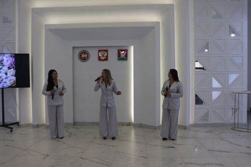 Чествуем  юбиляров в ЗАГСе – пример любви и верности!