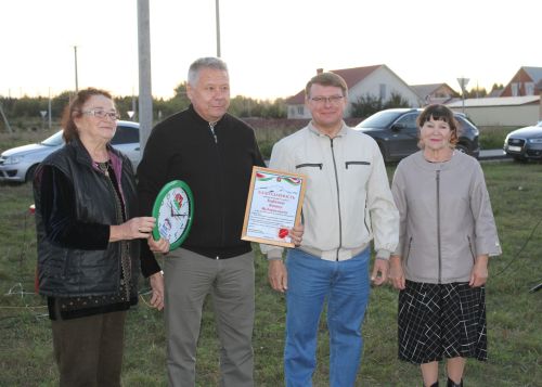 Бердәмлек барда – тормыш та ямьле: Монолитта узган урам бәйрәме күршеләрне берләштерде