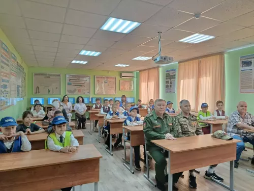 Патриотик рухтагы очрашу