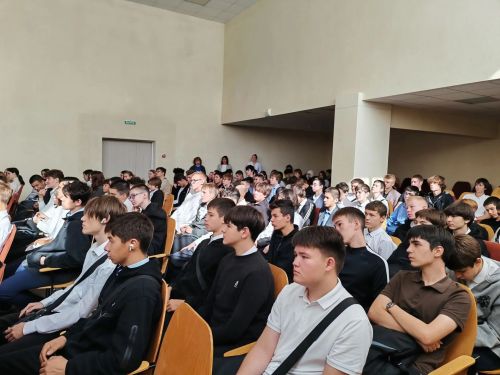 В Азнакаевском политехническом техникуме провели День профилактики ВИЧ-инфекции среди молодежи