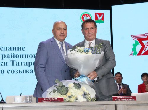 Азнакайда яңа район башлыгы сайланды
