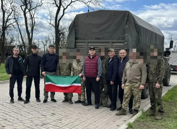 Глава Азнакаевского района лично доставил гуманитарный груз бойцам в зону СВО