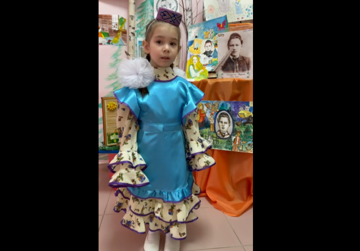 Габдракипова Ясминә 3 яшь