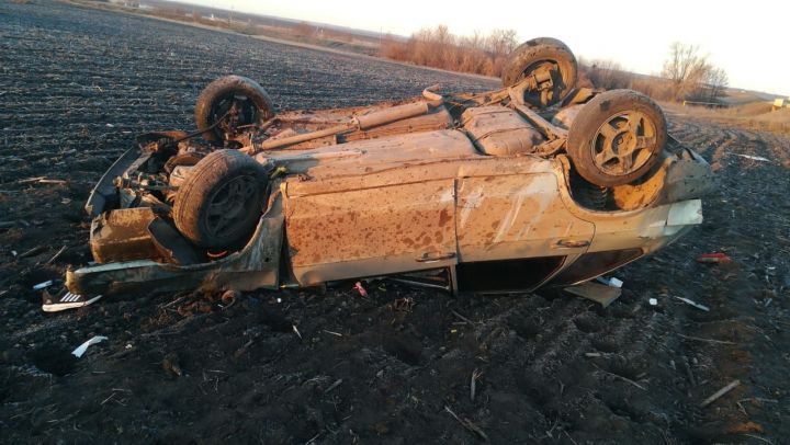 В Азнакаевском районе совершил аварию пьяный водитель - ФОТО