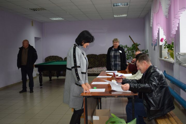 На референдуме в Карамалинском сельском поселении Азнакаевого района 34 человека проголосовали на дому