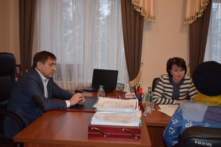 Азнакаево с деловым визитом посетила заместитель министра