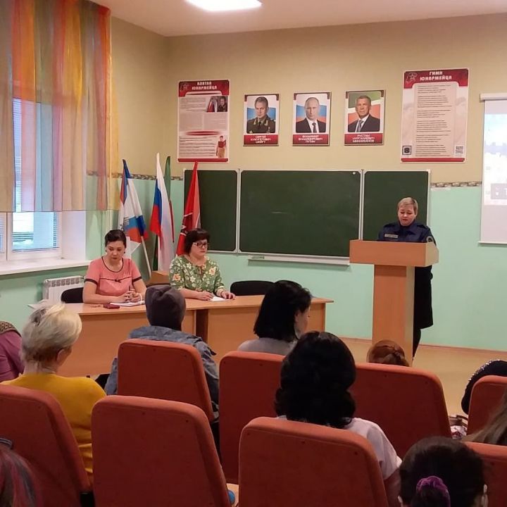 В школах Азнакаево готовятся к весенним каникулам