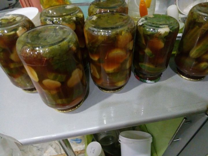 Рецепт огурцов в томатном соусе от Таскии Вагизовой азнакаевским хозяйкам