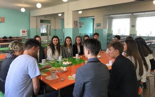 Азнакаевская молодежь за круглым столом обсудила вопросы борьбы с экстремизмом (ФОТО)