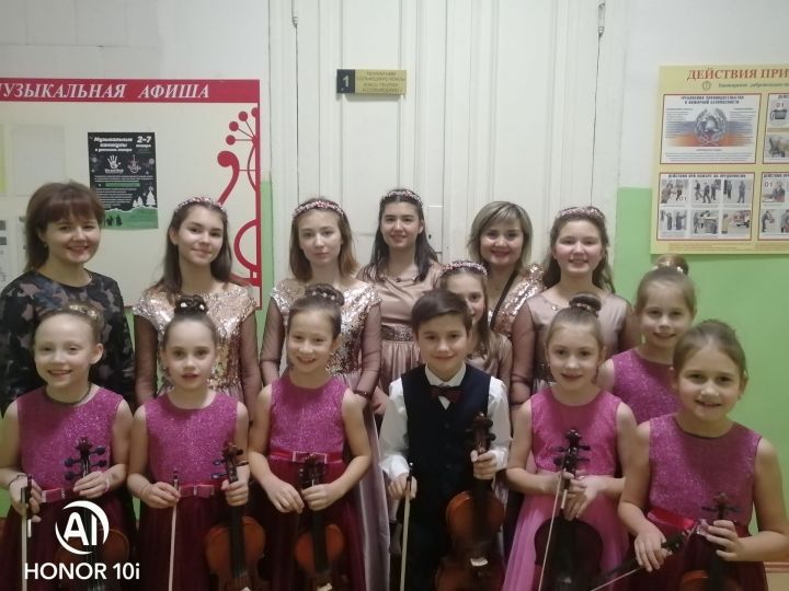 Юные скрипачи Азнакаево покорили жюри своим мастерством