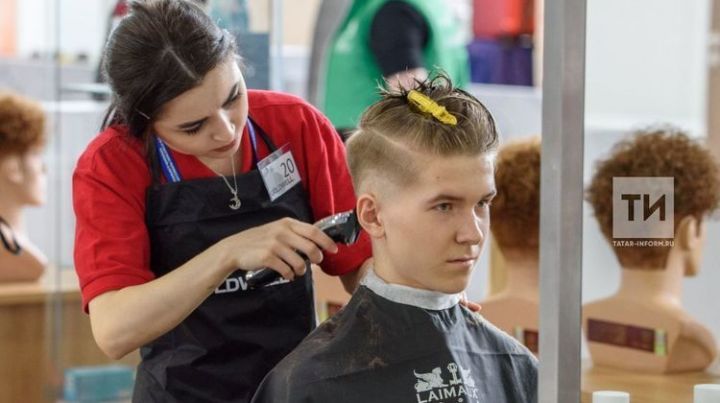 Премьер-министр РТ разрешил начать работу парикмахерских с 20 апреля при соблюдении всех норм