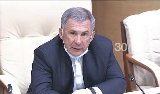 Президент Татарстана заявил о недопустимости формализма при поощрении медиков, работающих с коронавирусом