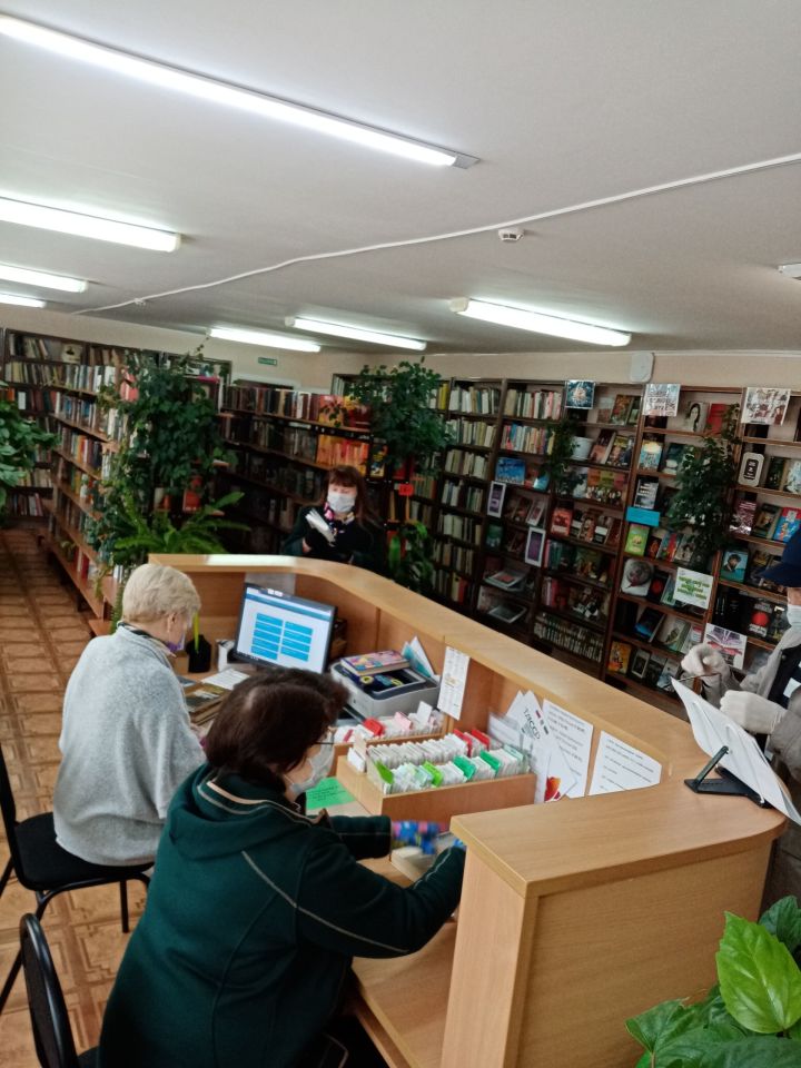В Азнакаевском районе начали работать библиотеки