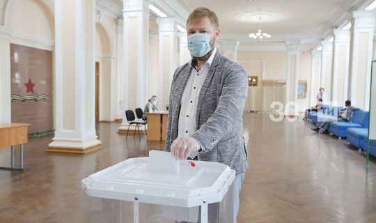 Александр Малькевич проголосовал на УИК в Казани