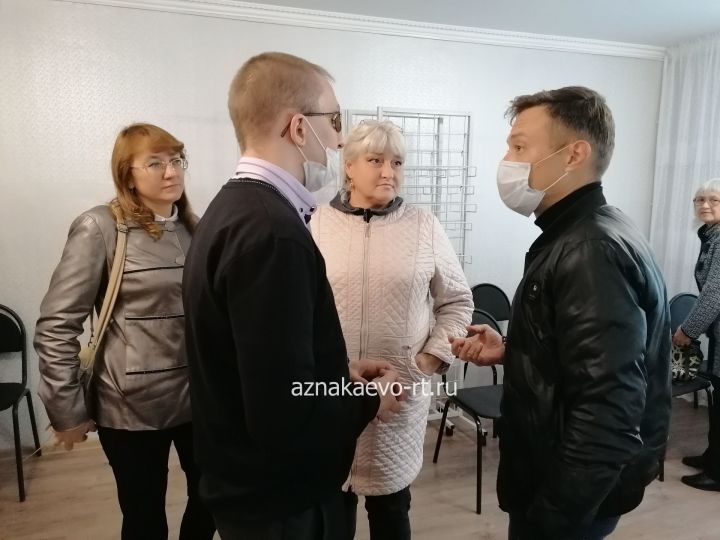 Председатель Бугульминского отделения общества слепых встретился с азнакаевцами