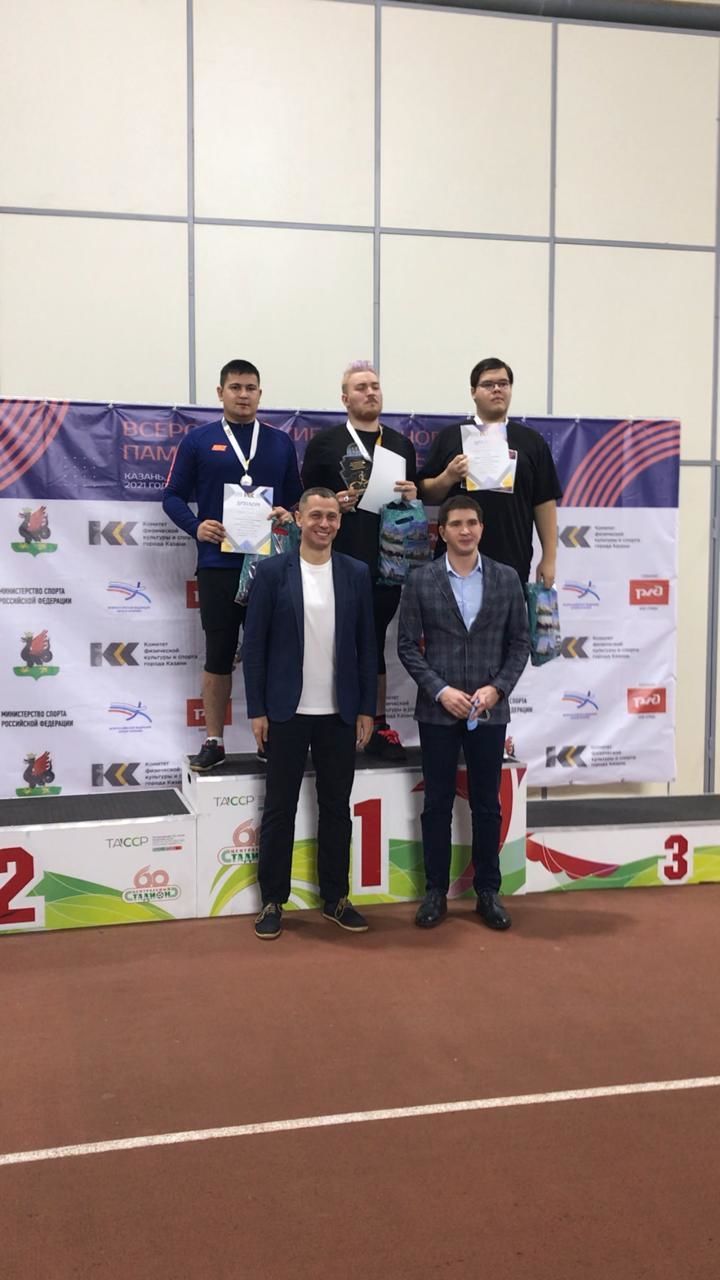 Азнакай спортчысы Риман Сабуров Бөтенроссия турнирыннан көмеш медаль белән кайтты