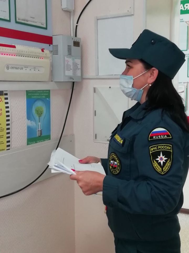 В Азнакаево проводятся проверки исправности систем противопожарной защиты