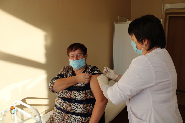 Азнакайда сайлау участокларында гриппка каршы 62 вакцинация пункты эшли
