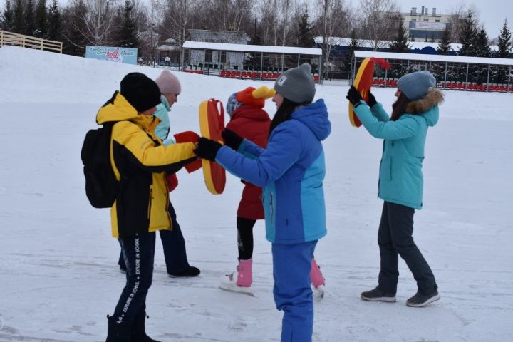 Азнакайда балалар өчен бәйрәмнәр дәвам итә