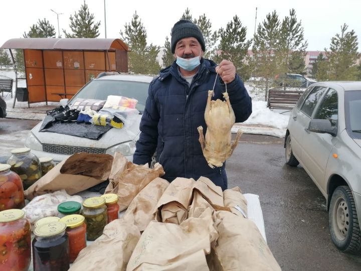 В Азнакаево продолжаются сельскохозяйственные ярмарки