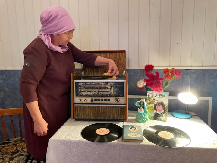Азнакайда Әлфия Авзалова истәлегенә багышланган кичә узды