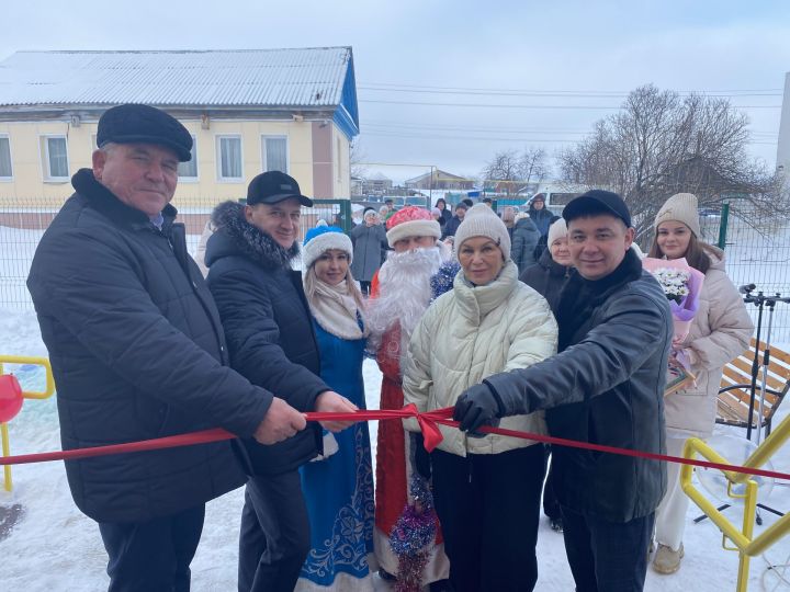 В Азнакаевском районе открылся новый фельдшерско-акушерский пункт