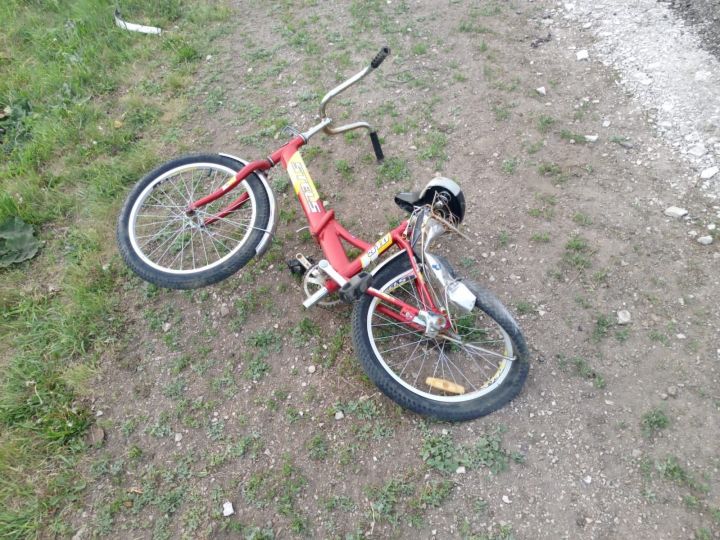 В Азнакаевском районе пьяный водитель сбил семилетнего велосипедиста