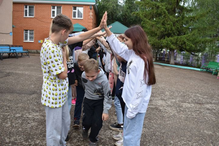 В Азнакаево проходят культурные мероприятия в честь Единого дня фольклора