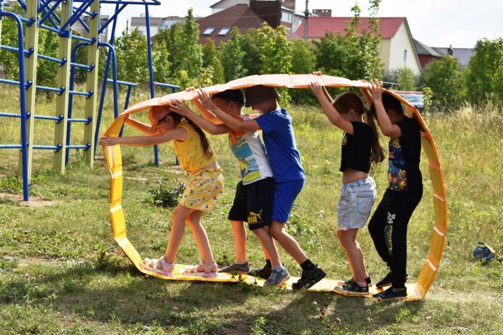 Лето — самая веселая пора в жизни азнакаевских ребят