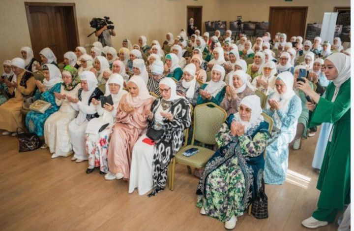 Азнакаевцы приняли участие в сходе абыстаев в Казани