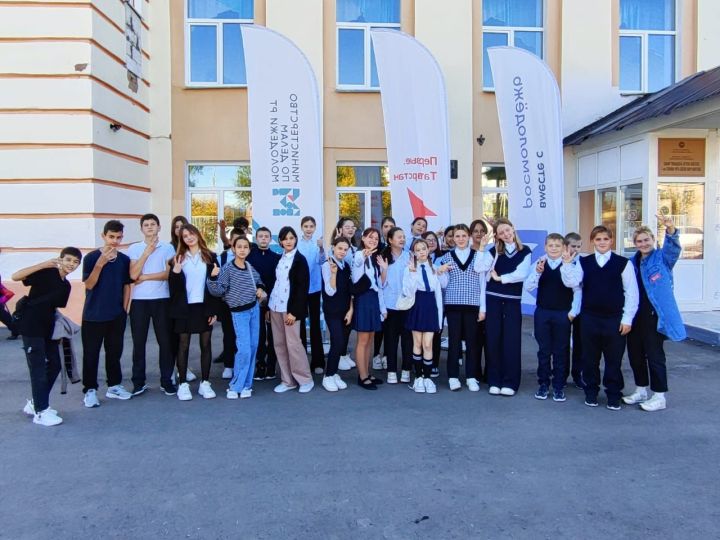 Азнакайлылар “Алдынгылар вакыты” автобус турын каршылады
