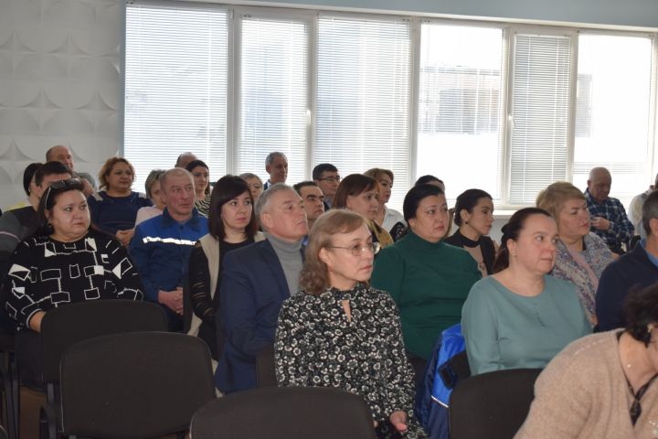 В Азнакаево состоялось отчетное годовое собрание сотрудников предприятия АО «Азнакаевское ПТС»