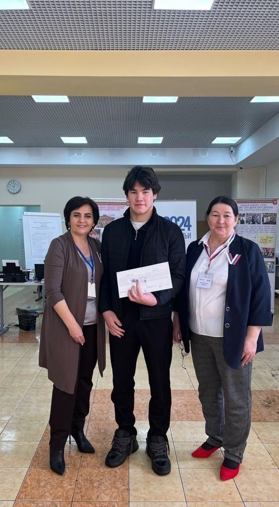 Азнакайда көрәш буенча дүрт тапкыр Россия чемпионы тавыш бирүдә катнашты