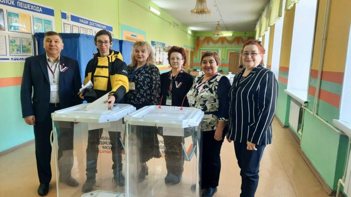 В Азнакаевском районе на 15:00 час. проголосовало 87,91 процента избирателей