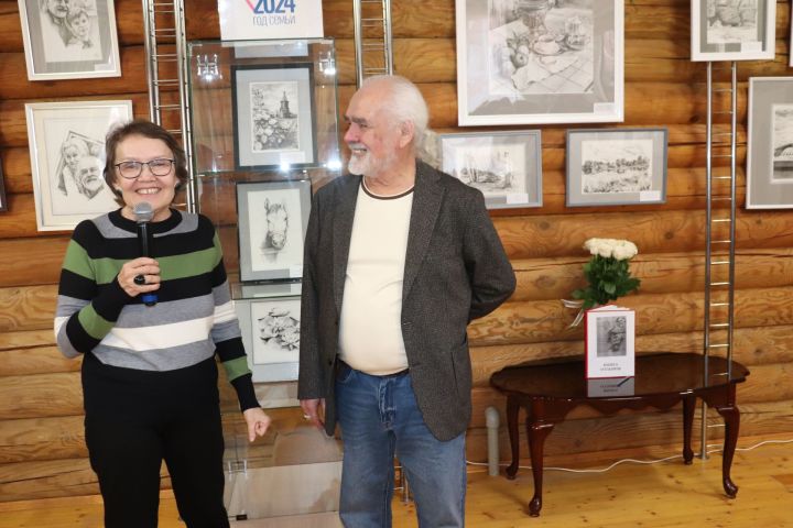 В краеведческом музее города Азнакаево открылась выставка известного художника Марата Афлятунова