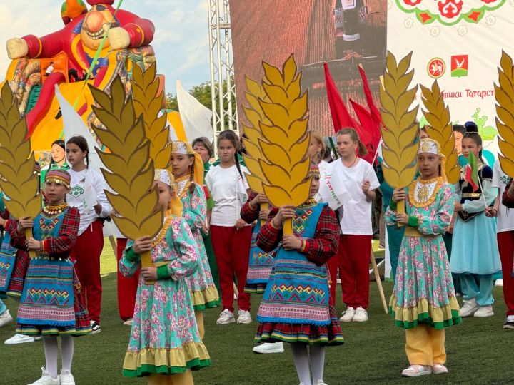 Азнакайда Республика, Шәһәр, Нефть һәм газ сәнәгате хезмәткәрләре көнен  билгеләп үттеләр