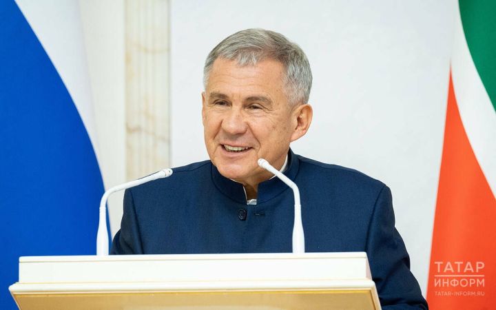 Поздравление Раиса Республики Татарстан Рустама Минниханова  по случаю Дня народного единства