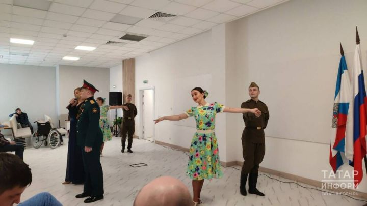 В казанском госпитале перед бойцами СВО выступил военный оркестр из Санкт-Петербурга