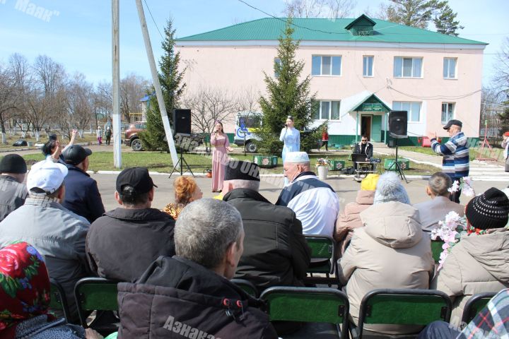 «Карга боткасы» подарил радость подопечным Азнакаевского дома-интерната