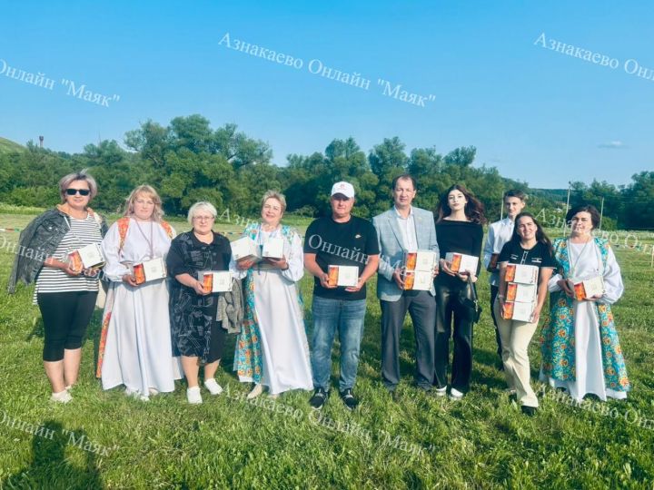 В Чемодурово на Сабантуе разыграли призы среди плательщиков самообложения
