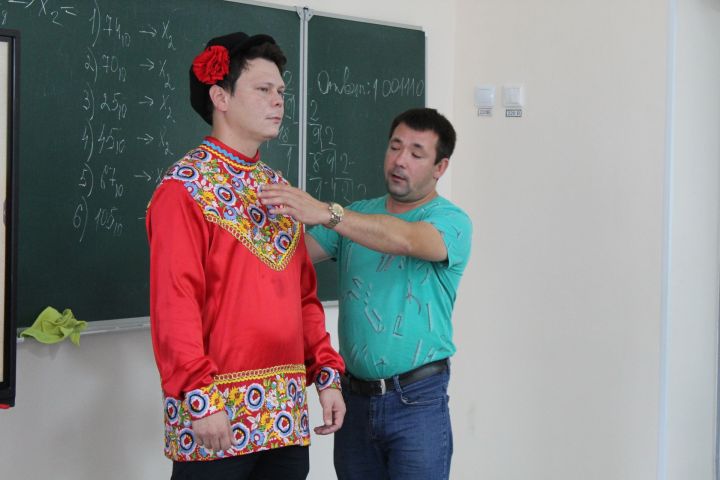 Школьники Азнакаево изучают фольклор