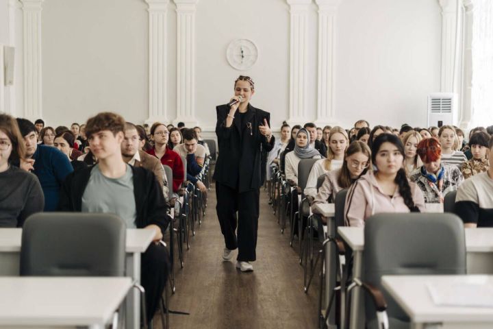 Школьникам и студентам Татарстана рассказали, как не стать жертвой вербовщиков