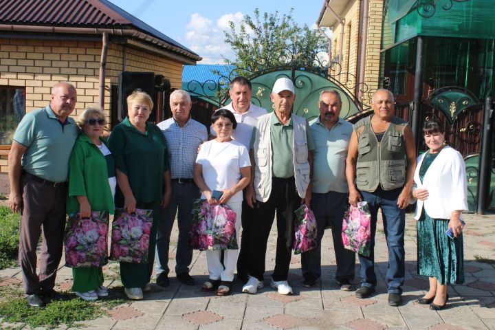 «Күршеләр очрашуы»: праздник двора объединил жителей старого Азнакаево