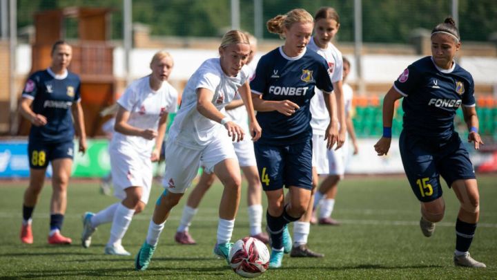 Женский футбольный турнир в Казани подошёл к концу