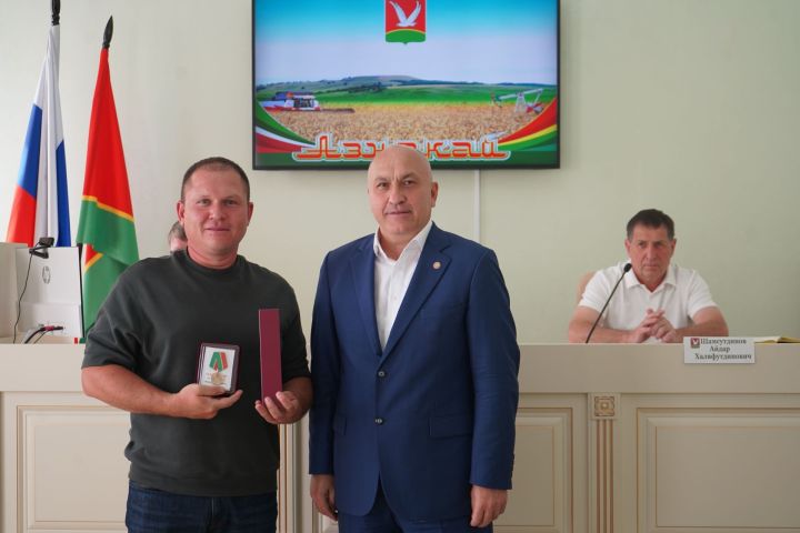 Итоги еженедельной планёрки в Азнакаевском районе: здравоохранение и оперативная обстановка